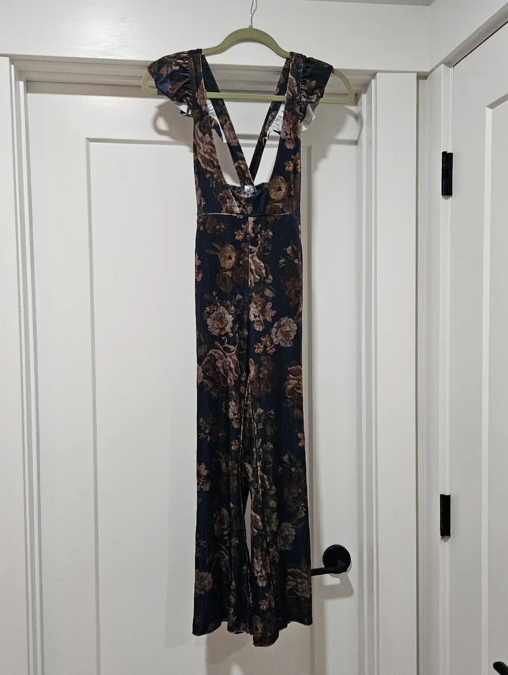 Joyfolie Lupe Overalls in Navy Floral 12